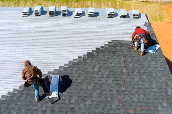 Asphalt Shingles Repair Service